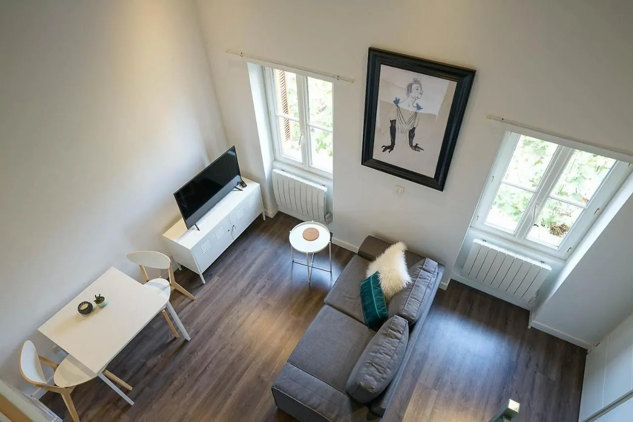 Yvette Guilbert, Proche Centre Apartment Albi