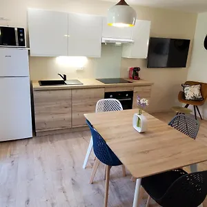  Appartement Joli 2 En Centre - Parking Et Jardin