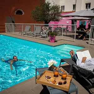 3* Hotel Grand D'orléans