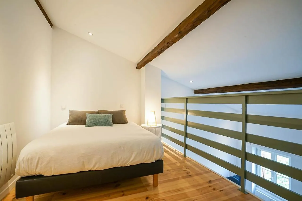 Yvette Guilbert, Proche Centre Apartment Albi 0*,  France